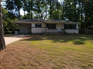 1826 Wisteria Dr, Jackson, MS 39204