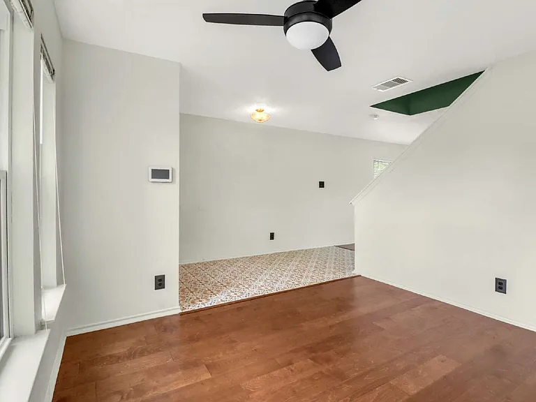 5923 Walnut Mill Dr — Photo 4