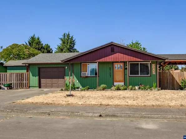 469 Delores Dr, Jefferson, OR 97352