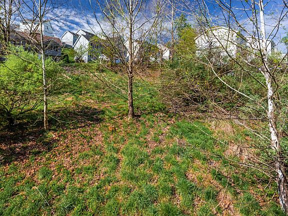 2nd image of 78 Antietam Dr