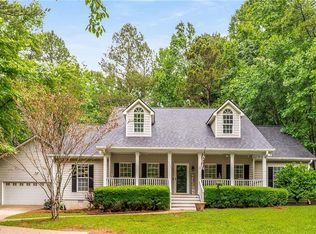 560 McCready Dr, Dallas, GA 30157