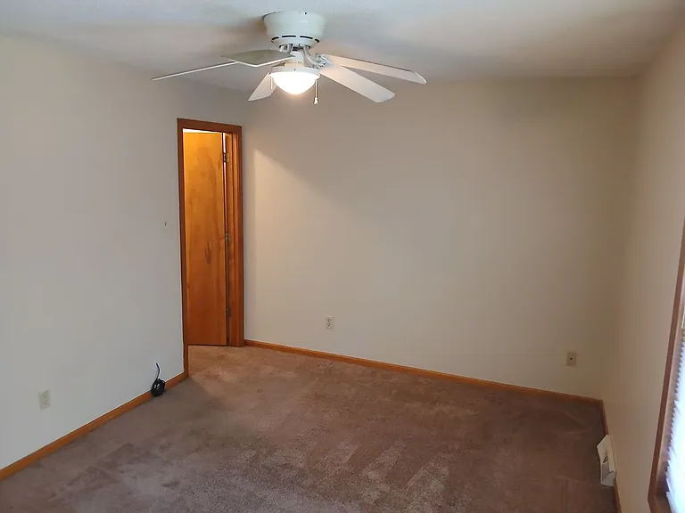 5102 Charm Ridge Dr — Photo 10