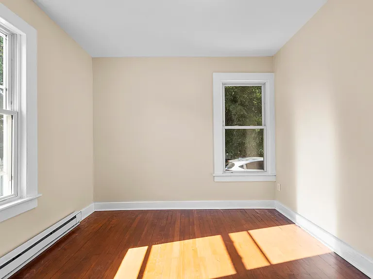 15 Garden St #1 — Photo 8