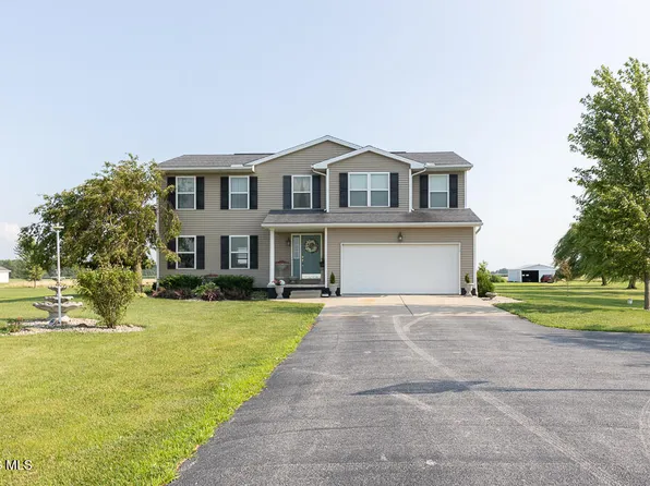 3713 Holcomb Rd, Bradner, OH 43406