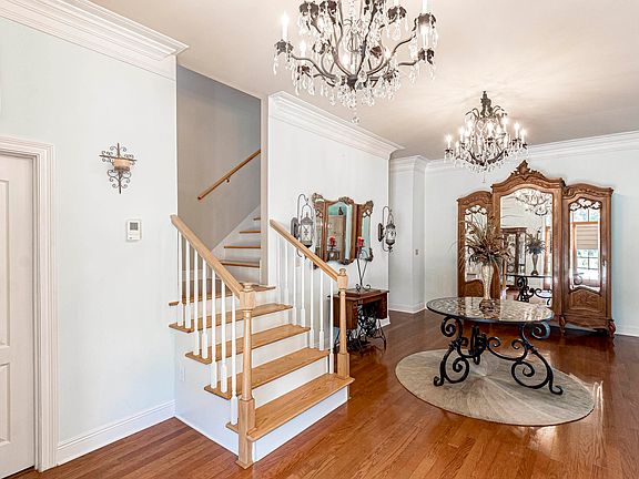 3rd image of 13232 Bayou Terrace Dr