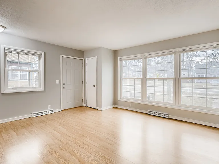 7306 Minnetonka Blvd — Photo 3