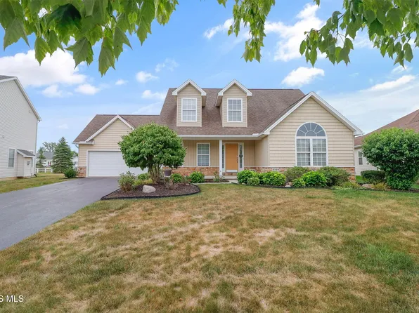 3948 Bridgecreek Blvd, Sylvania, OH 43560