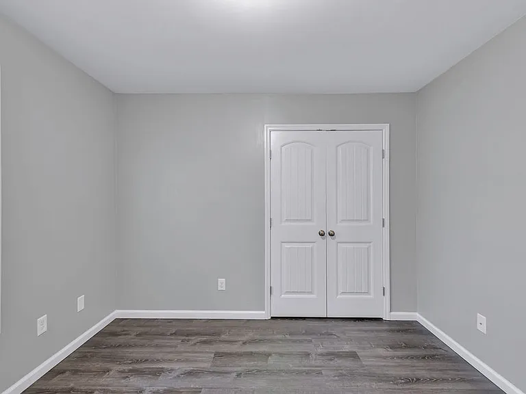 202 Cottage Brook Ct — Photo 15
