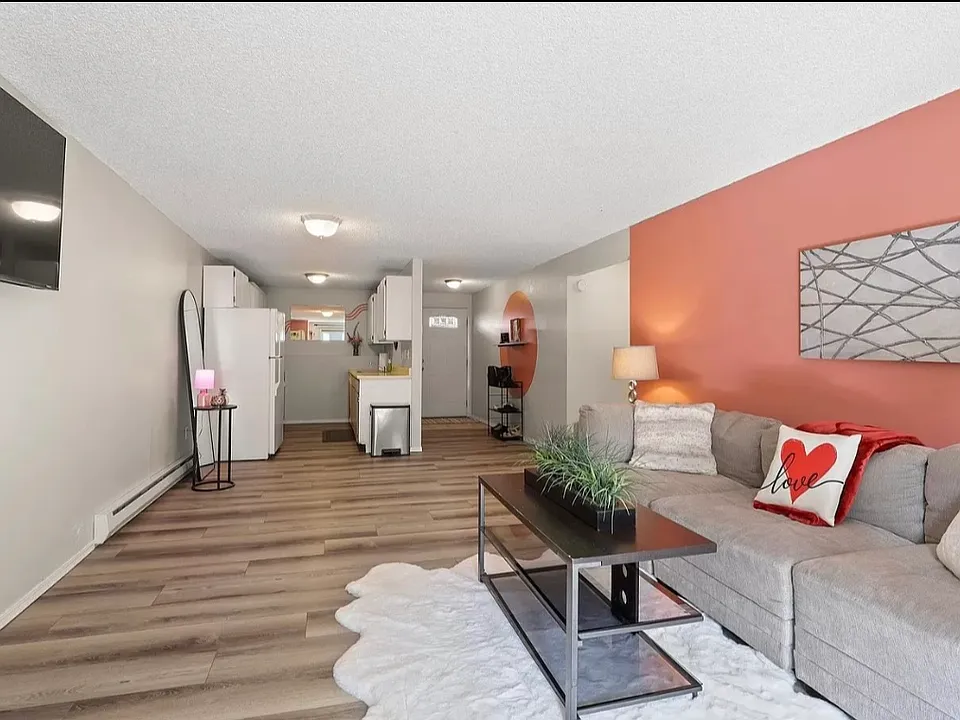 2121 E Upriver Dr #52