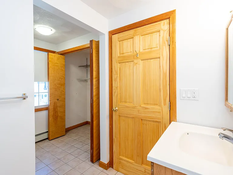 40 Rosewood Dr #40 — Photo 44