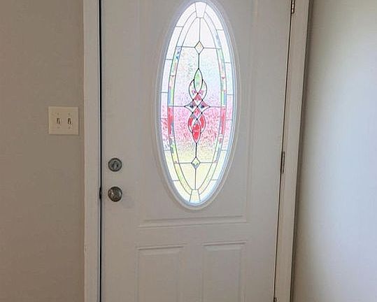 3rd image of 142 Lee Dr