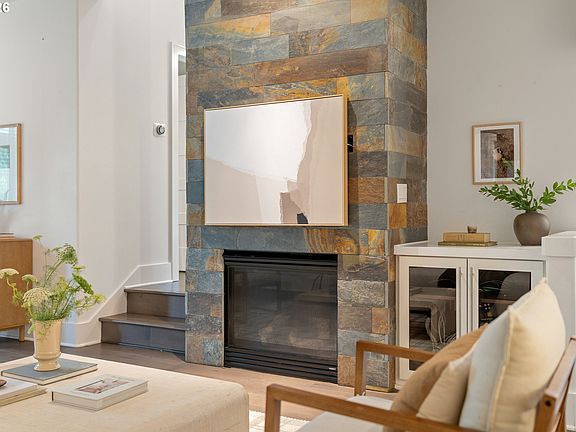 5th image of 5079 W Sunset Dr