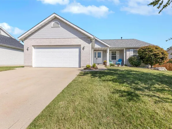 214 Kenrick Dr, Columbia, IL 62236