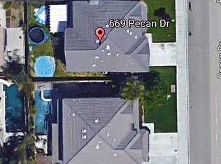 669 Pecan Dr, Ripon, CA 95366
