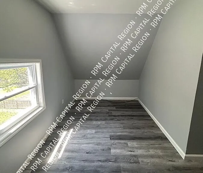 852 Union St #G — Photo 9