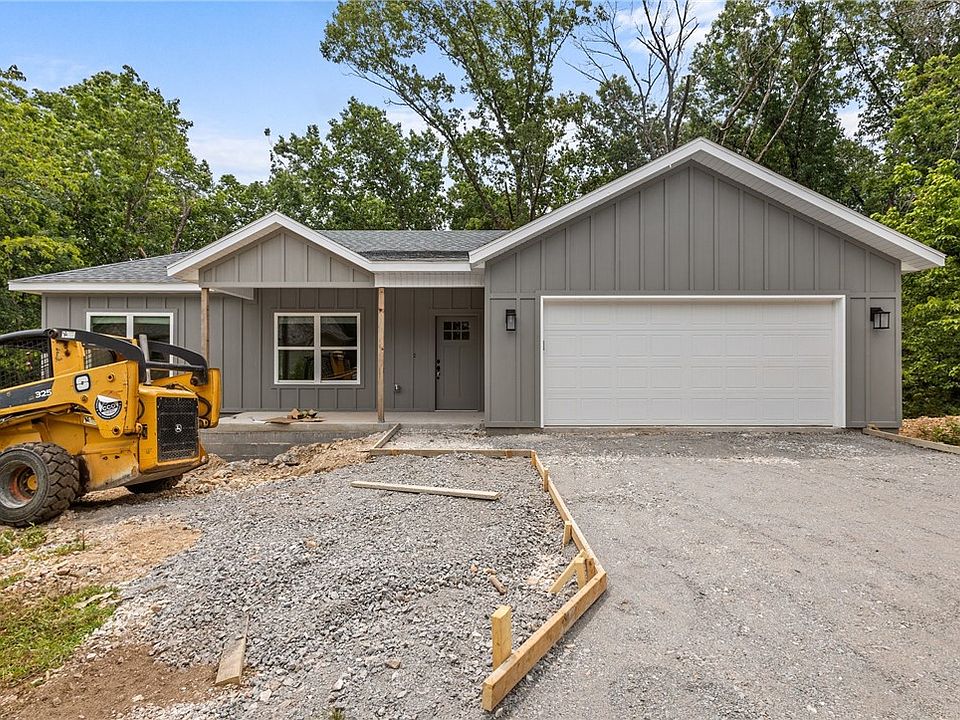 1st image of 59 Coylton Dr