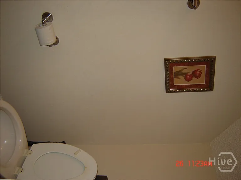 10 Travertine Cir — Photo 6