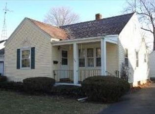 239 S Aldine Ave, Elgin, IL 60123