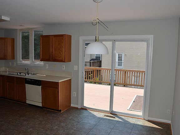 5th image of 4194 Calais Point Ct