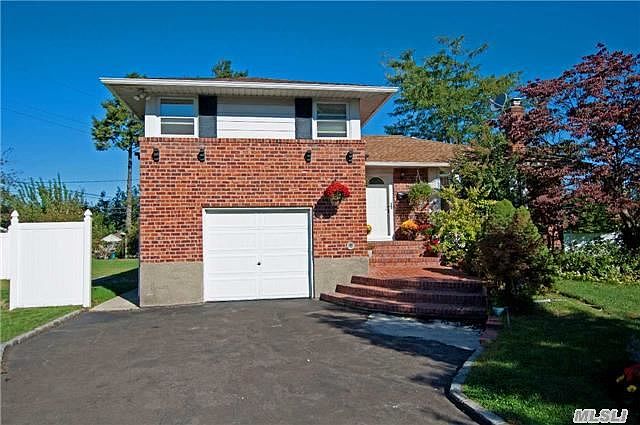 1st image of 90 Leona Ct