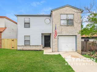 3725 Candlewind Ln, San Antonio, TX 78244