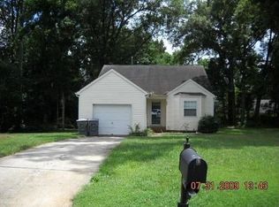 3442 Covington Oaks Dr, Charlotte, NC 28205