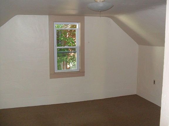 4th image of 2-150.5 Chandler St #2