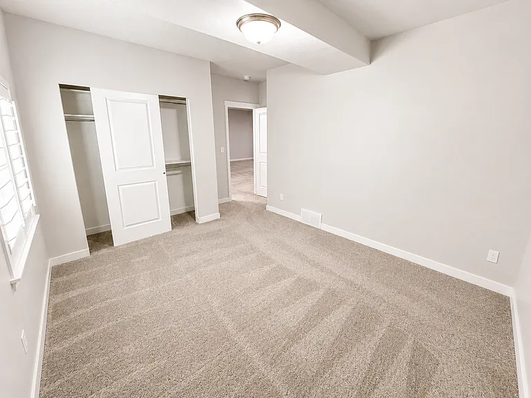 12256 S Croyden Ln — Photo 6
