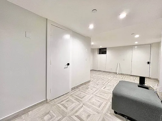 Rented by Doorway NYC, LLC | media 22