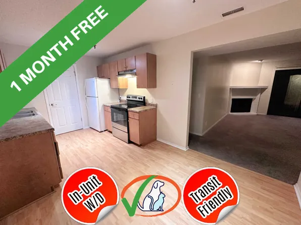 1360 Brook St, Saint Charles, IL