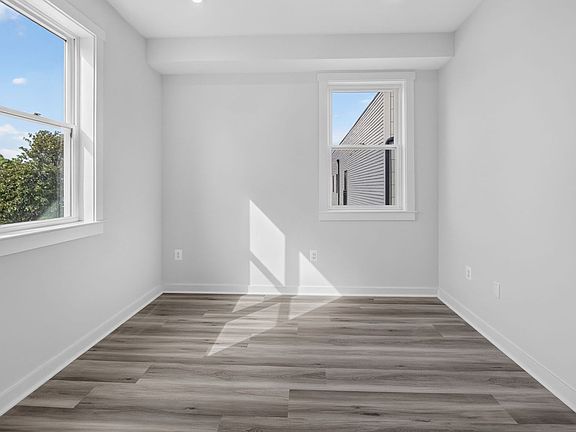 5th image of 1005 Rhode Island Ave NE #7