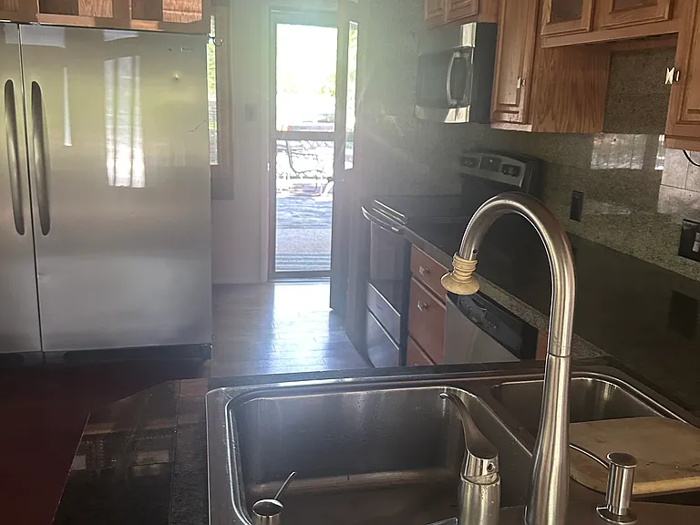 723 Linden Ave #2 — Photo 4