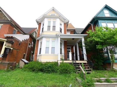 2108 W Chestnut Ave, Altoona, PA, 16601