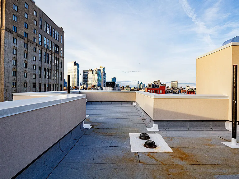 303 Wythe Ave #205 — Photo 37