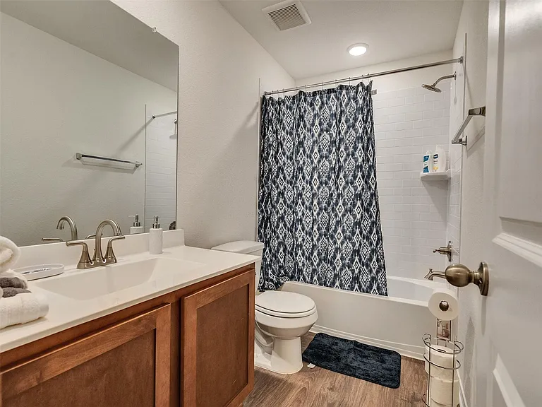 403 Magnolia St — Photo 17