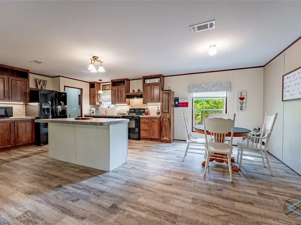 130 Bent Tree Cir, Eustace, TX 75124