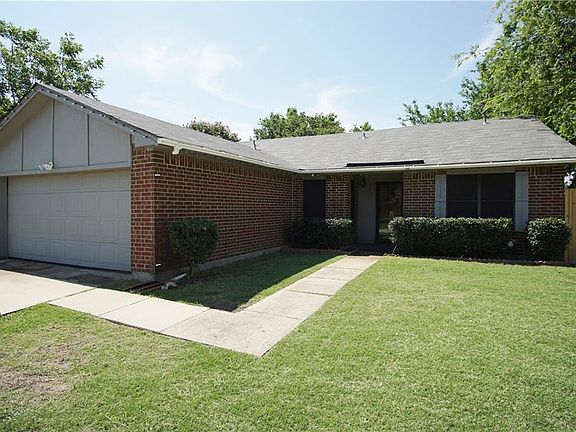 2nd image of 2549 Seven Hills Dr