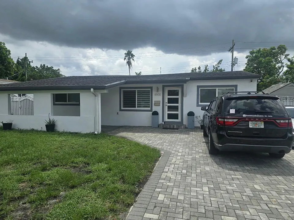 6500 Miramar Pkwy