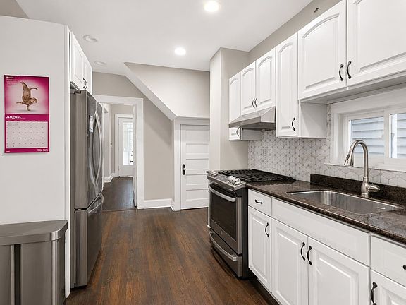 5th image of 341 73rd St