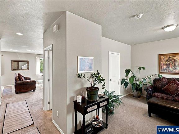 3rd image of 2344 Imperial Dr NW