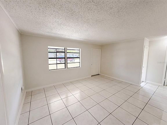 3rd image of 459 Notre Dame Dr
