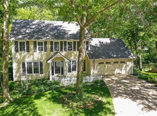 1500 NE 98th St, Kansas City, MO 64155