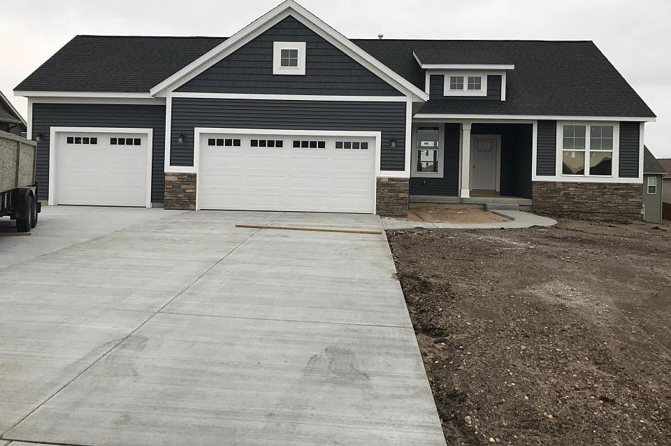 1st image of 3474 Stephanie Dr