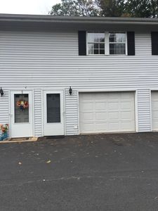 213 Regan Rd APT 10, Vernon, CT, 06066