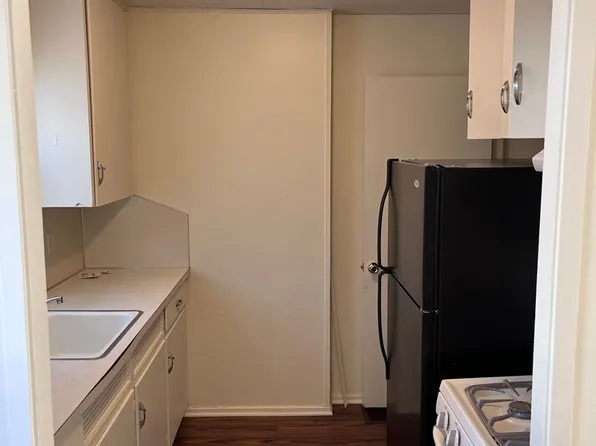 702 River Park Dr #740, Waverly, IA 50677