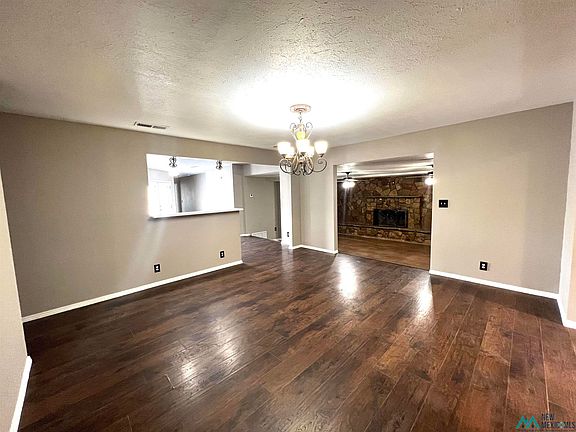 5th image of 804 Carper Dr