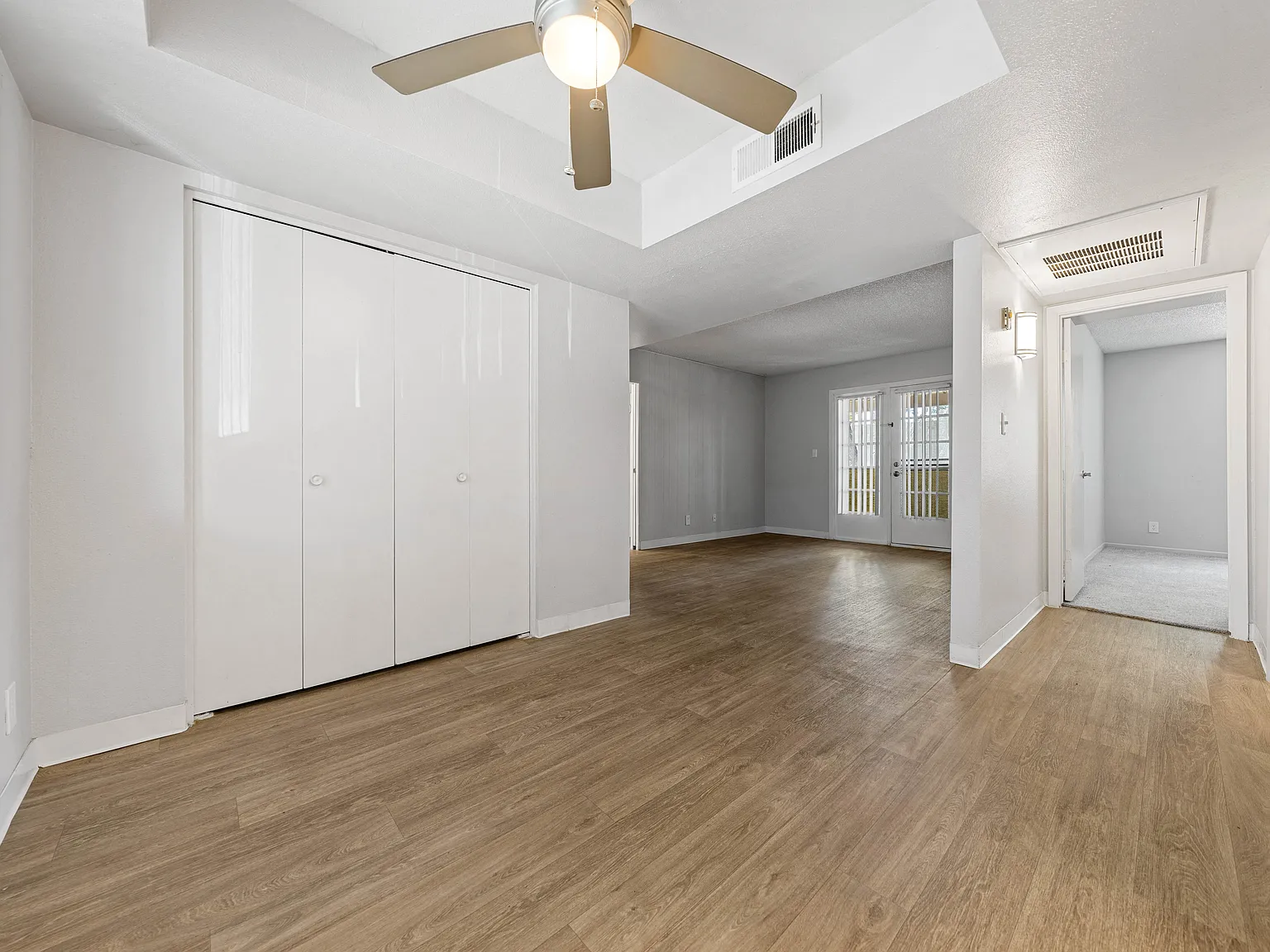 Villatree Apartments — Photo 3