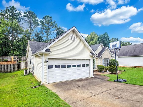 4th image of 3630 Sugarbrook Dr