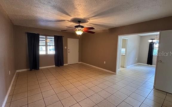 4th image of 4407 N Suwanee Ave