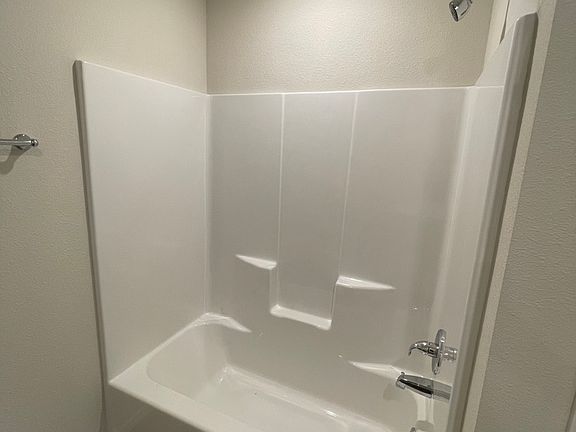 5th image of 13005 E 119th Pl N